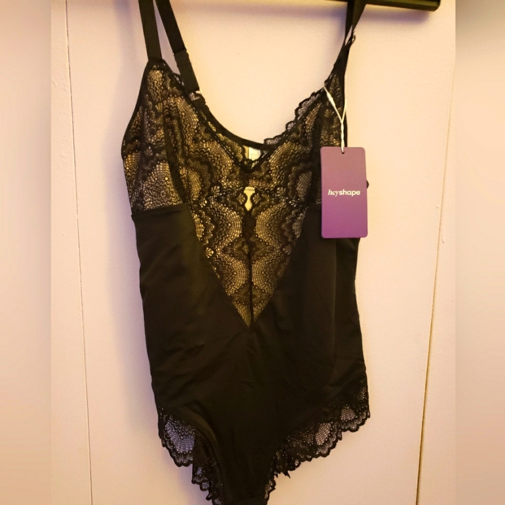 🔥 Brand new lace shapewear from HeyShape (Viral product)🔥